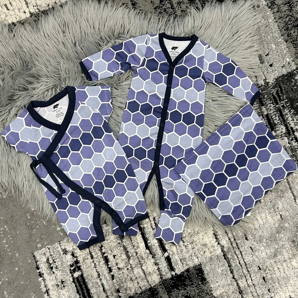 Monica + Andy Unisex 3 Piece Baby Bundle Size 0/3 Month NWT‎